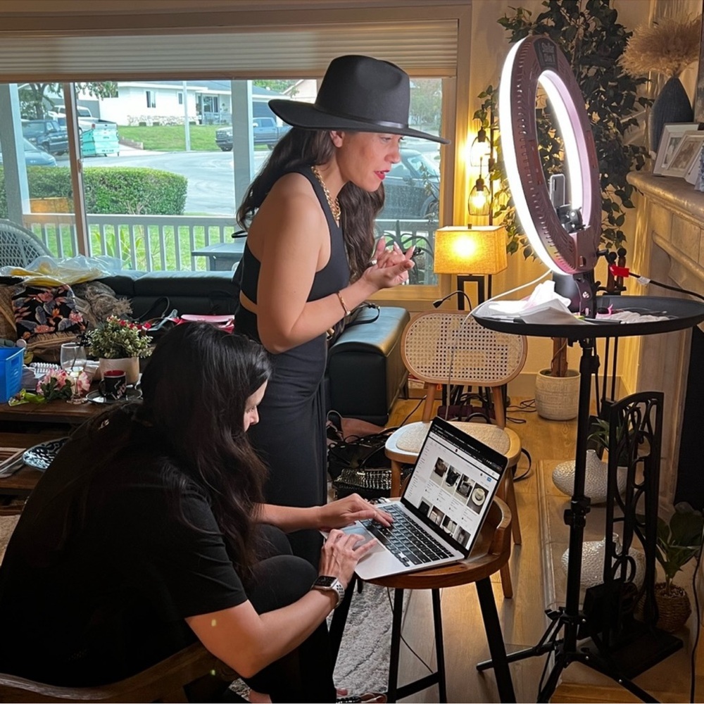 LIVE SHOW NOTIFICATION - Picture 7 of 14